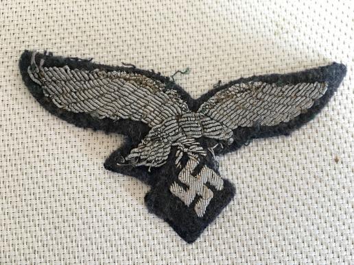 WH (Luftwaffe) Officers hand-embroidered Breast Eagle