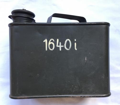 MG 34/42 Oil Can