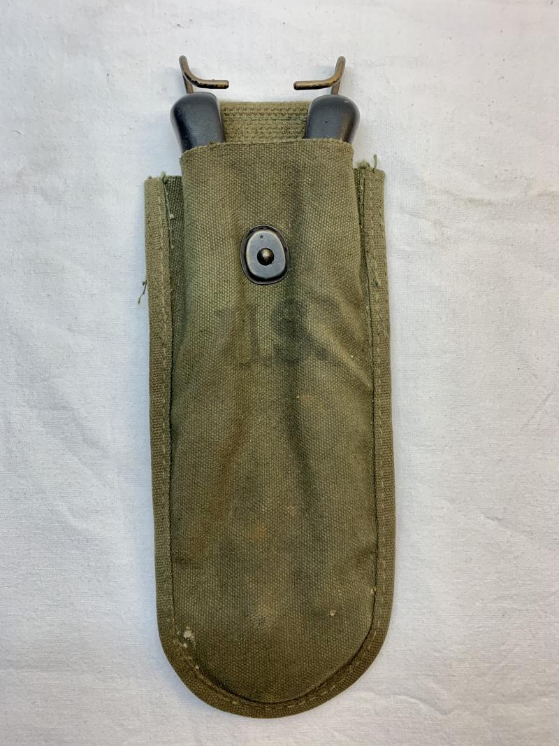 U.S. M1938 Wire Cutters in Carrying Pouch -1944-