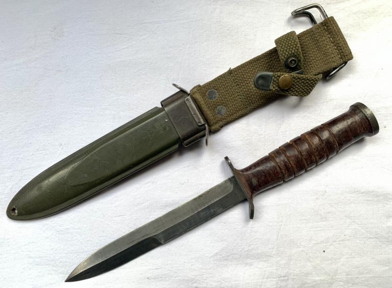 U.S M3 Combat Knife in M8 Scabbard