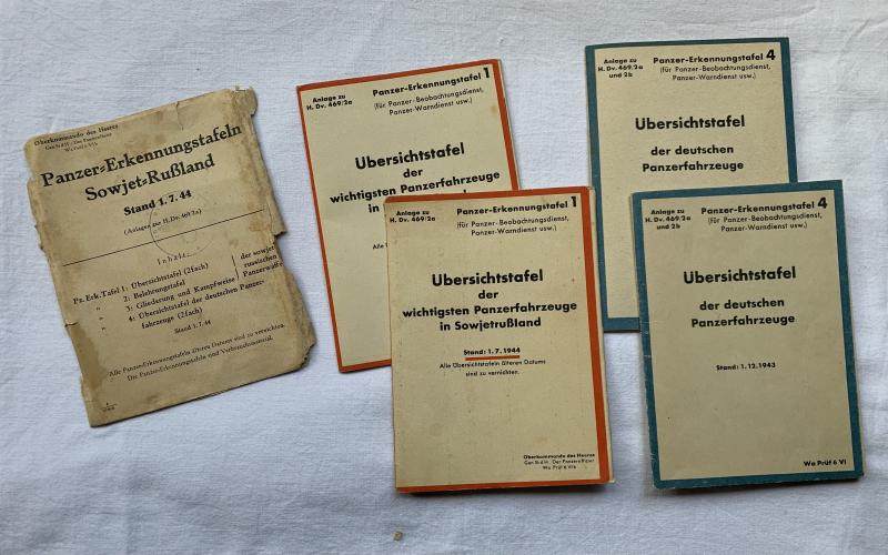 German Recognition Card 'Panzer-Erkennungstafel 1' set