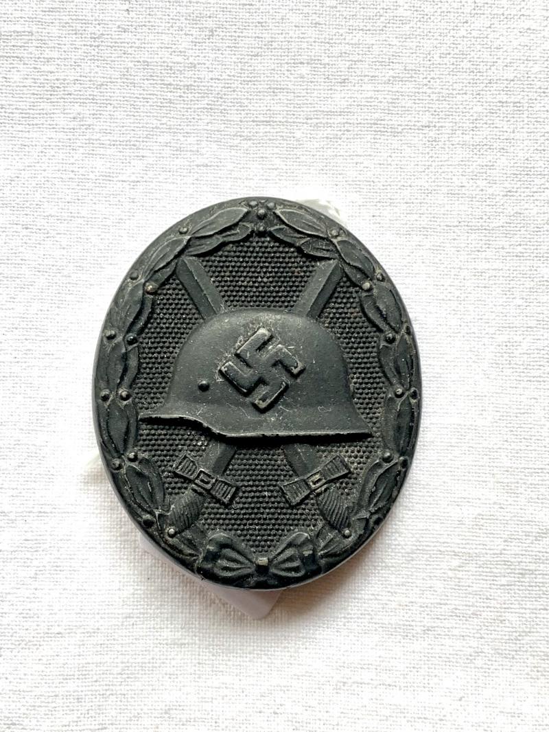 Wound Badge in Black '65'